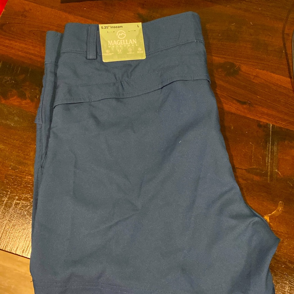 Magellan shorts